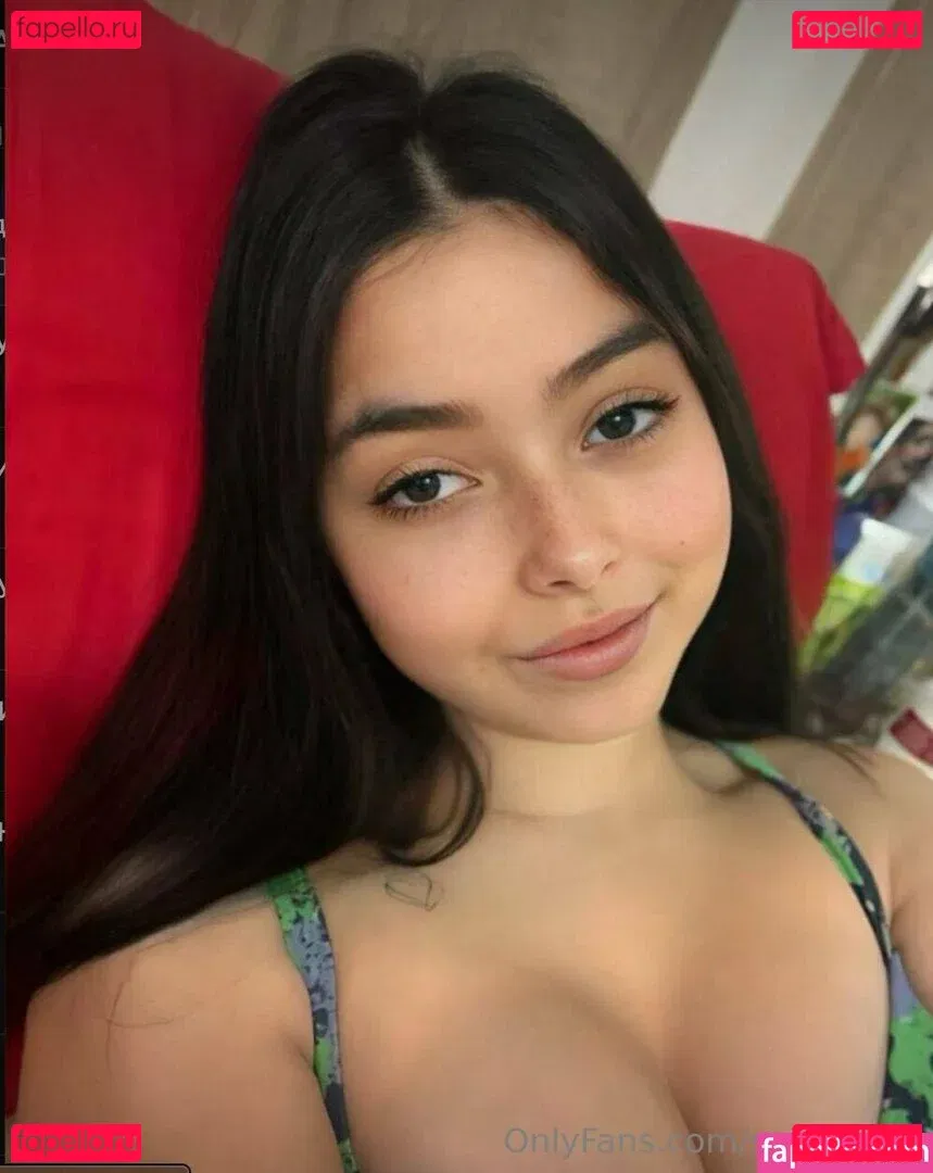 sunnyjully Onlyfans Photo Gallery 