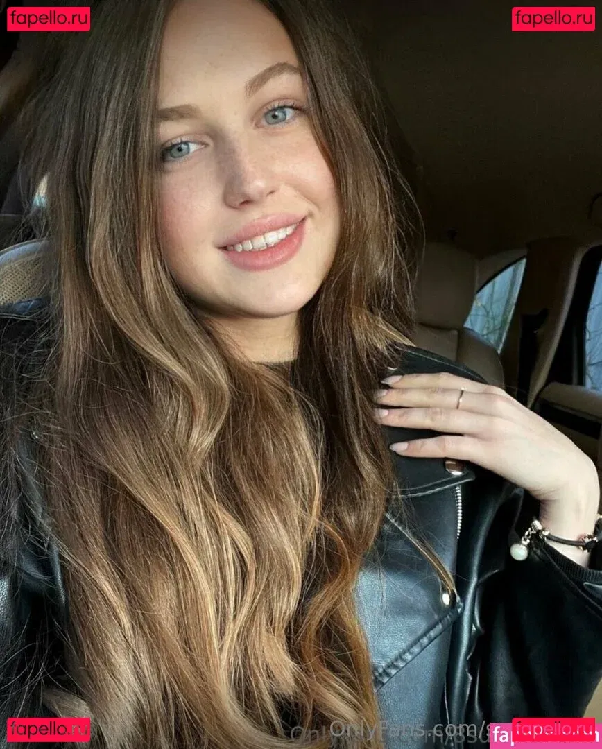 sunnyjully Onlyfans Photo Gallery 