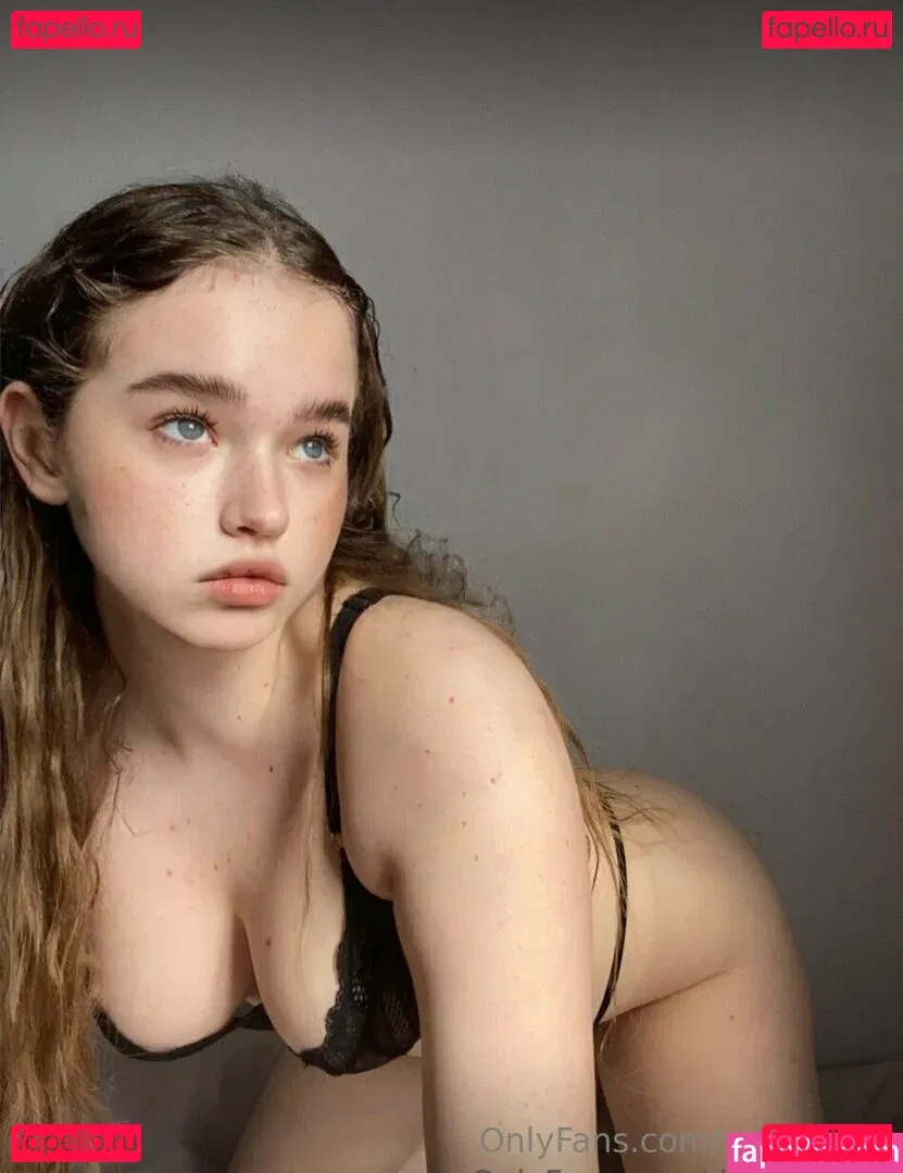 sunnyjully Onlyfans Photo Gallery 