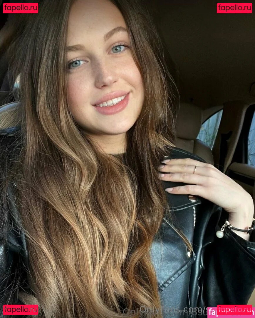 sunnyjully Onlyfans Photo Gallery 