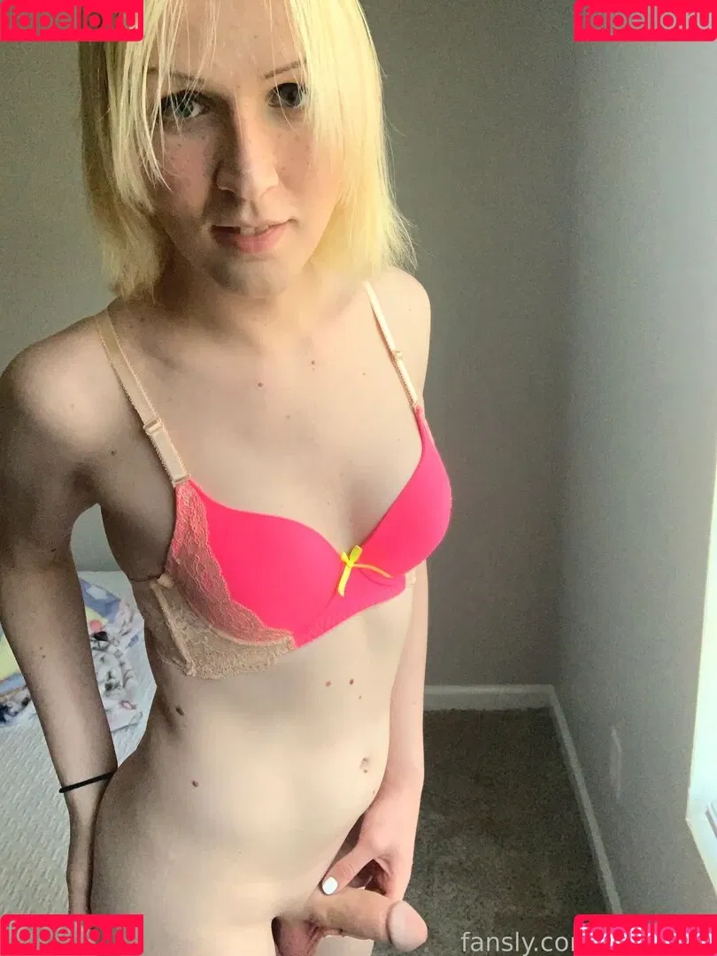 ellie_exx Onlyfans Photo Gallery 