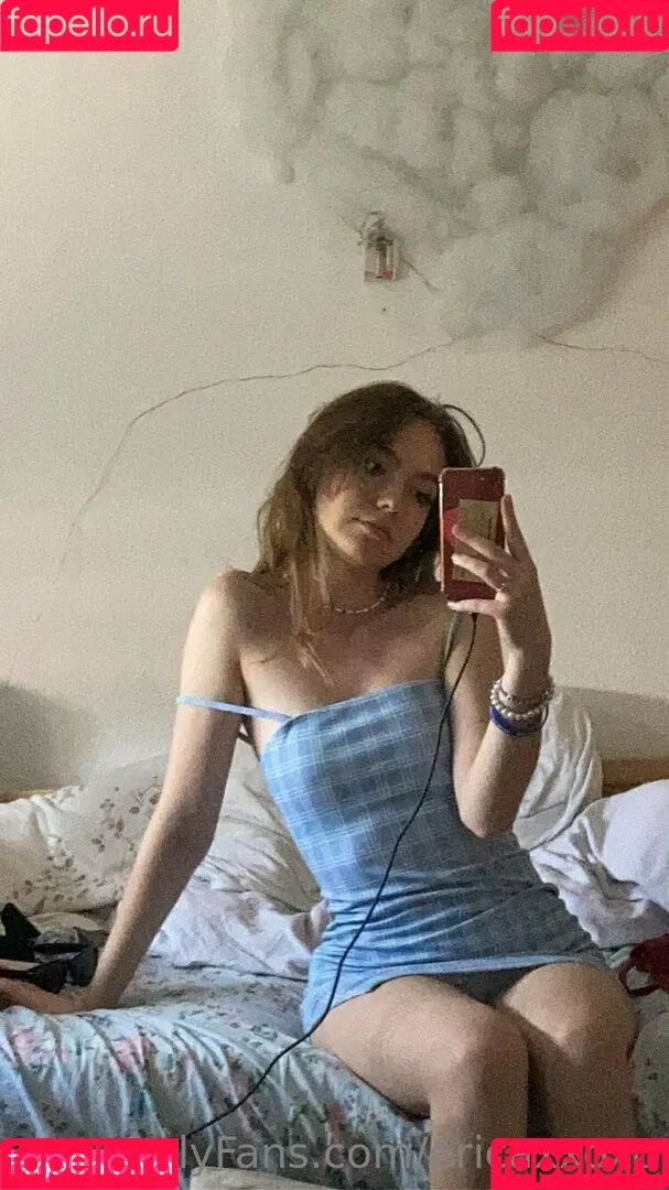 emilyxxoxo Onlyfans Photo Gallery 