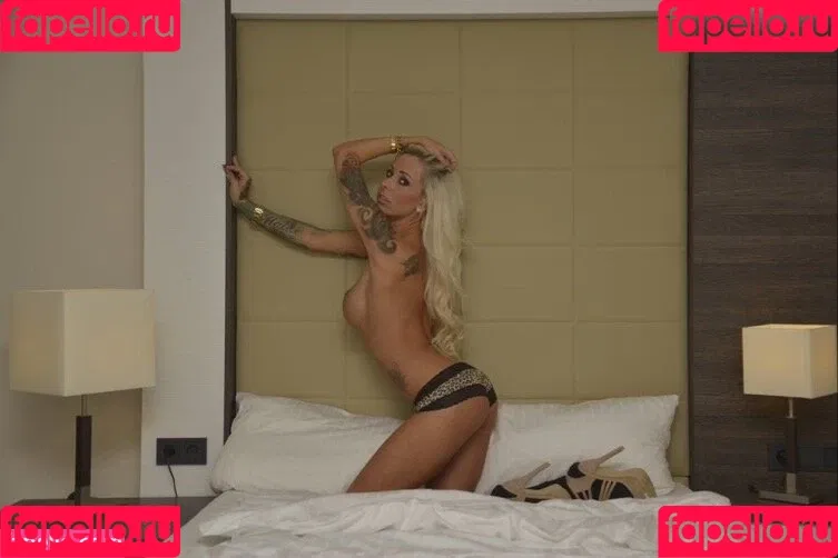 Anni Angel Onlyfans Photo Gallery 