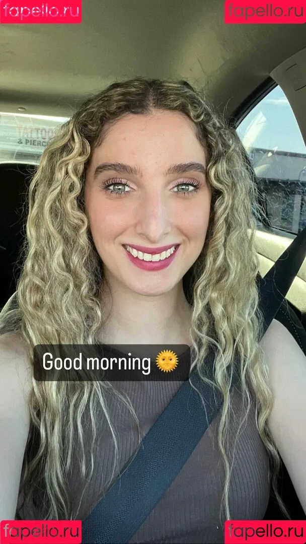 Yanellis Linares Onlyfans Photo Gallery 