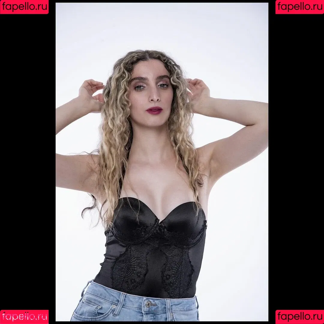 Yanellis Linares Onlyfans Photo Gallery 