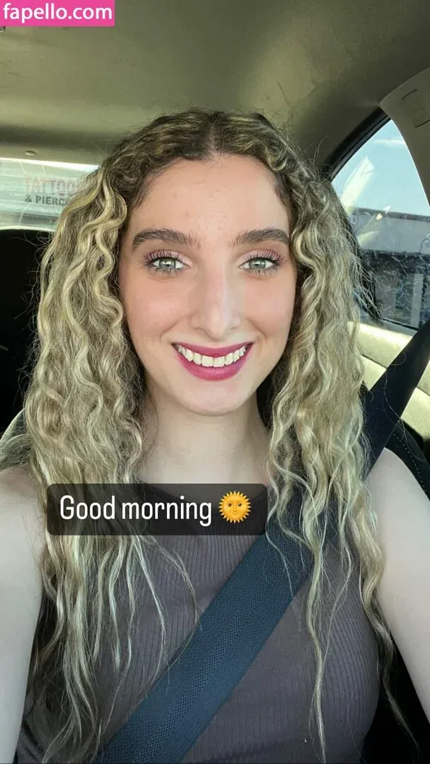 Yanellis Linares Onlyfans Photo Gallery 