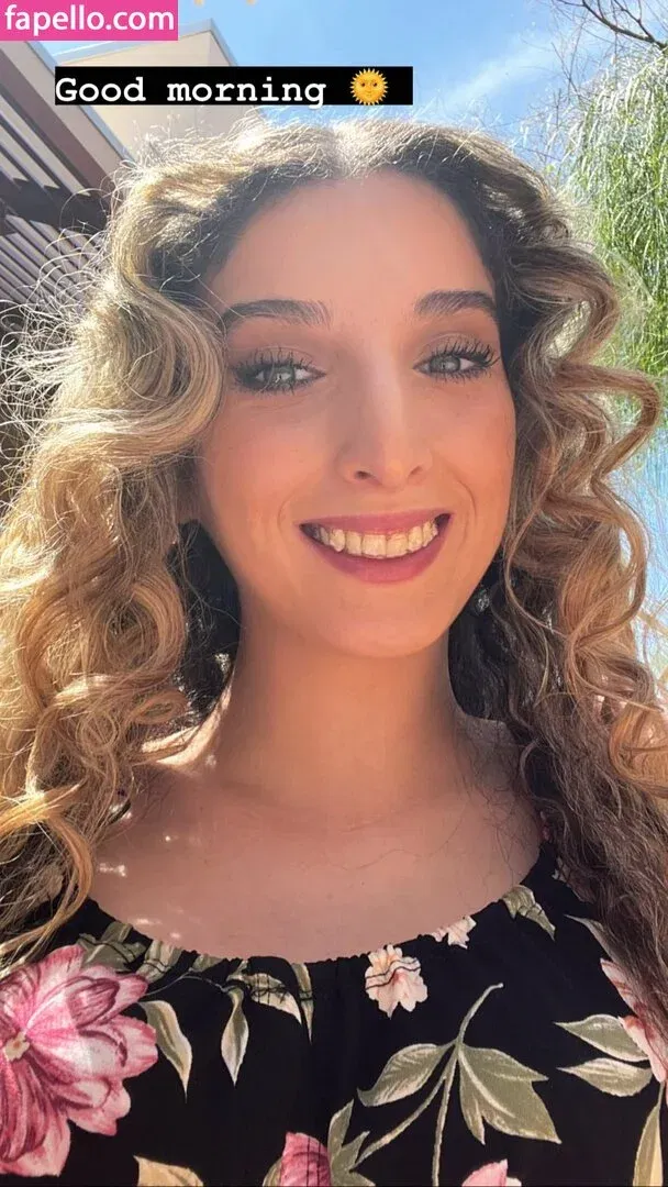 Yanellis Linares Onlyfans Photo Gallery 