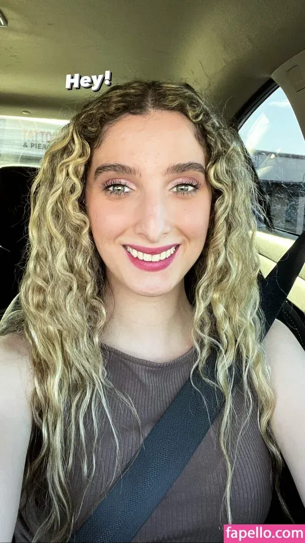 Yanellis Linares Onlyfans Photo Gallery 