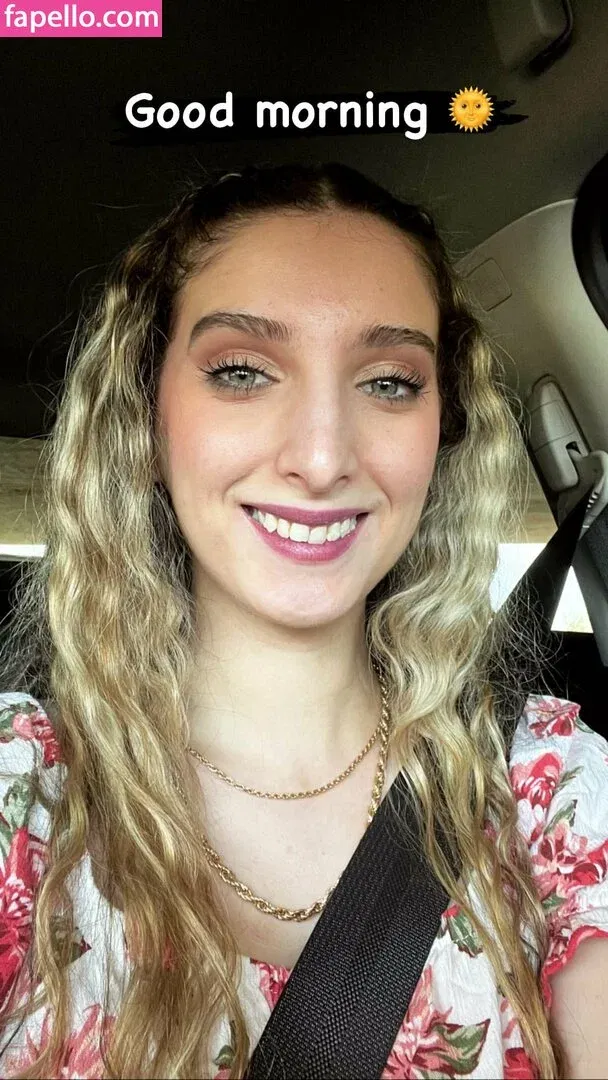 Yanellis Linares Onlyfans Photo Gallery 