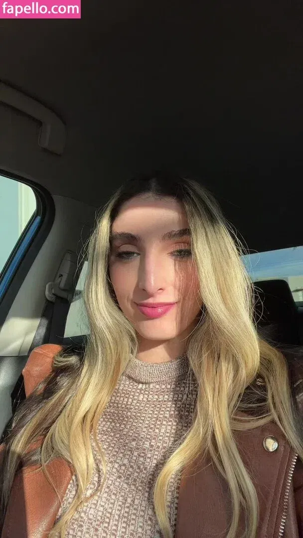 Yanellis Linares Onlyfans Photo Gallery 