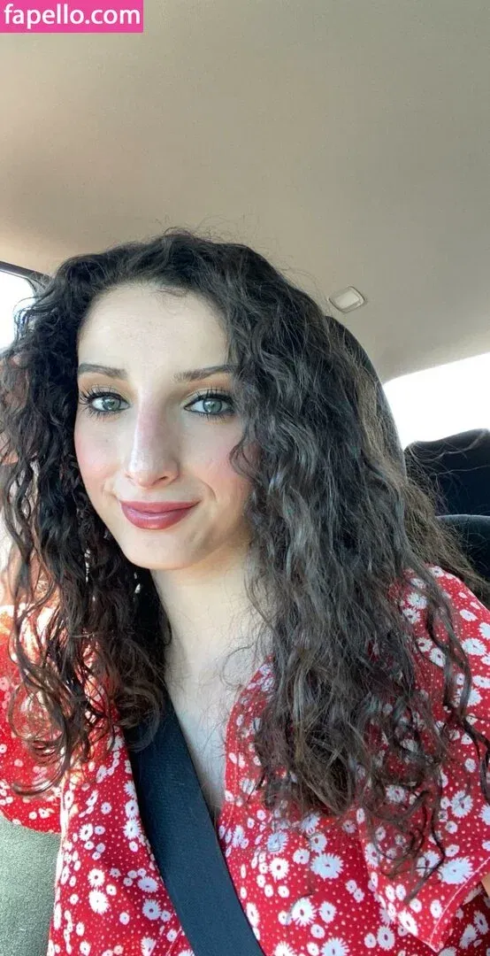 Yanellis Linares Onlyfans Photo Gallery 