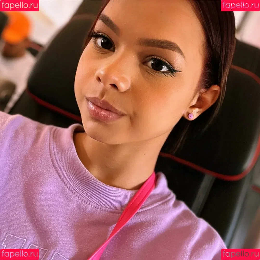 Cheyla Collins Onlyfans Photo Gallery 