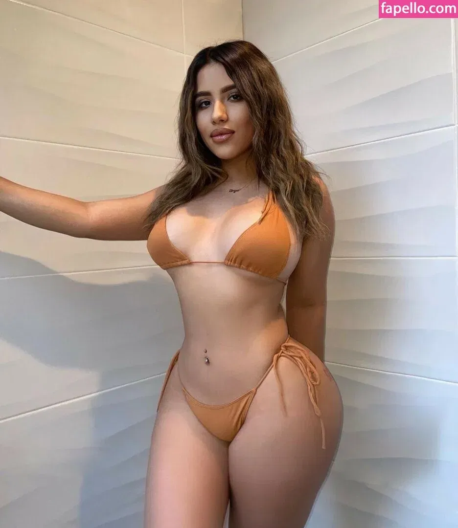 Lily_flo Onlyfans Photo Gallery 