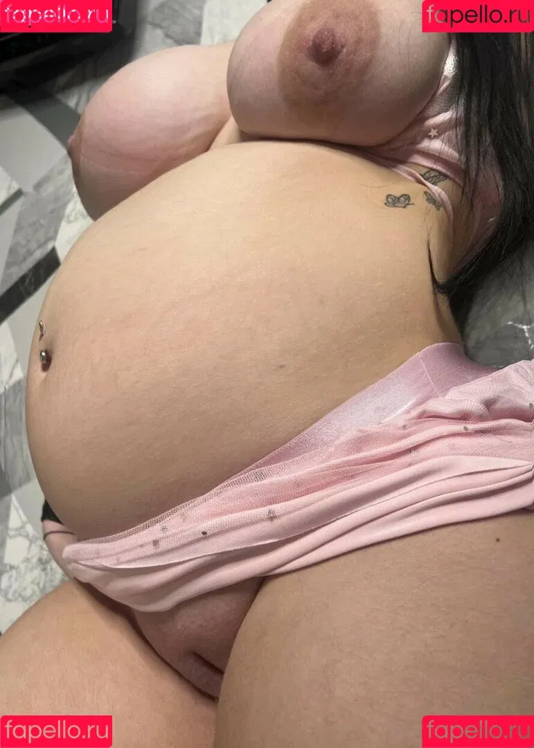 arianamilan Onlyfans Photo Gallery 