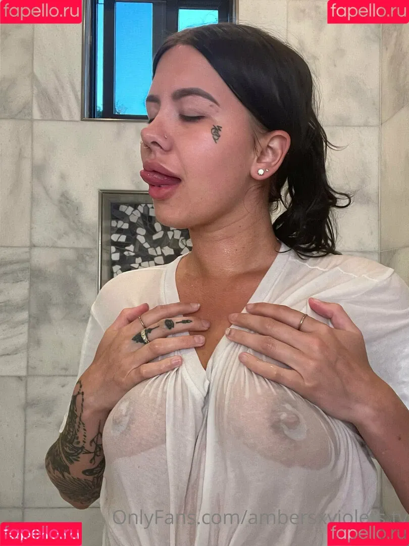 ambersxviolets.tv Onlyfans Photo Gallery 