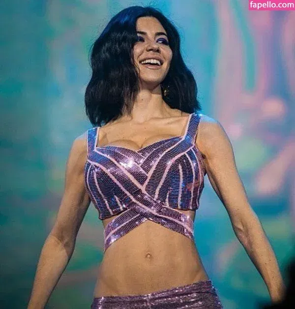 Gi Mornni Onlyfans Photo Gallery 