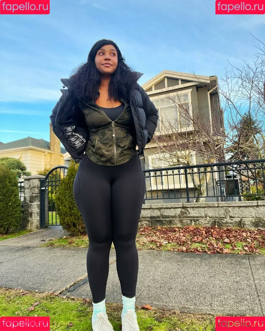 Sapphire Onlyfans Photo Gallery 