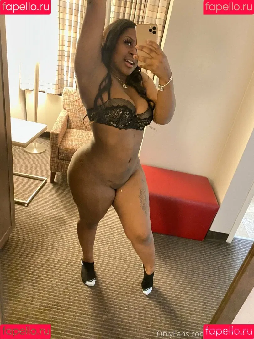 Sweettoothh Onlyfans Photo Gallery 