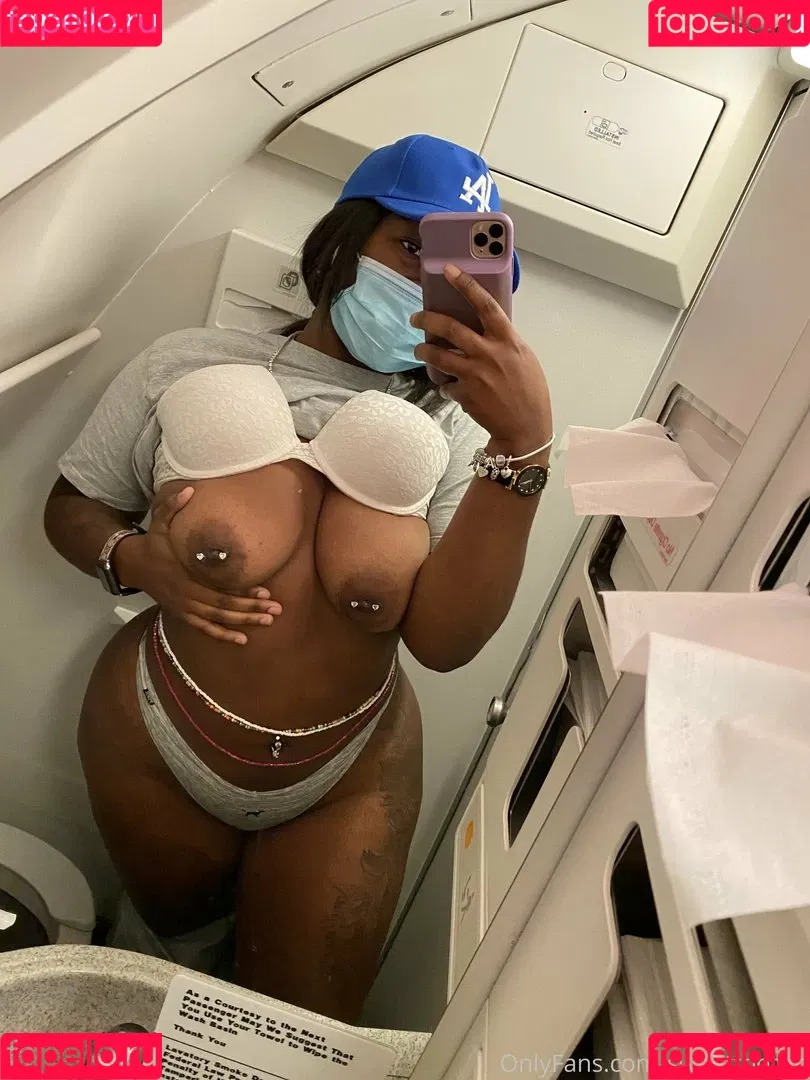 Sweettoothh Onlyfans Photo Gallery 