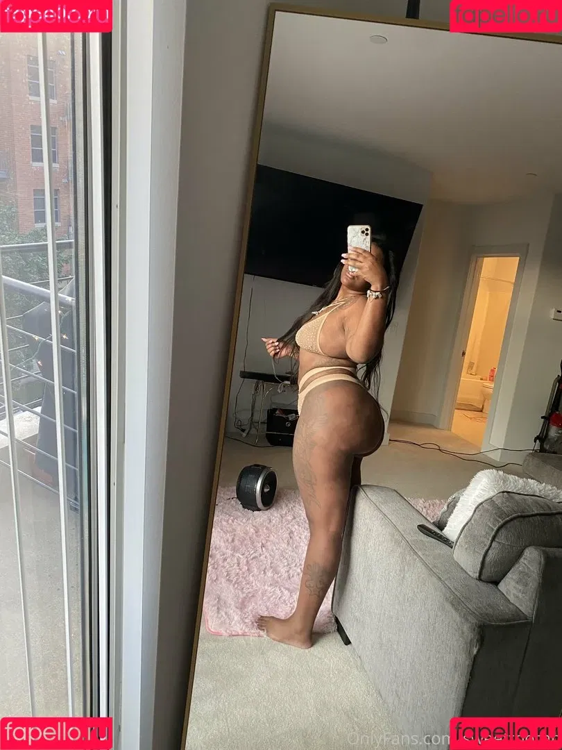Sweettoothh Onlyfans Photo Gallery 