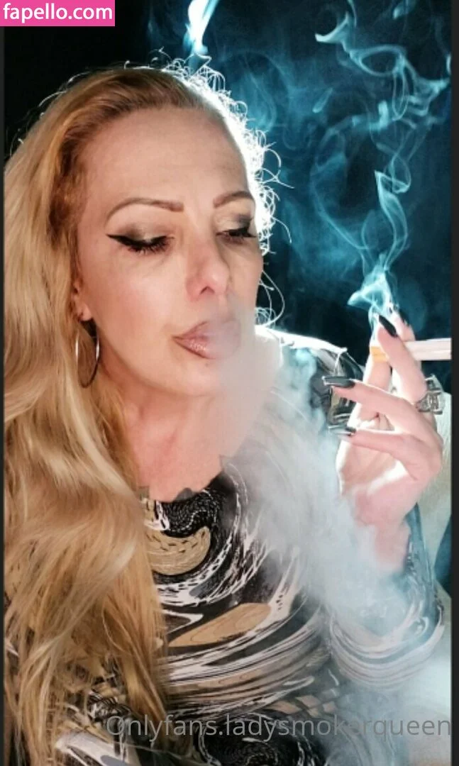 lady.smoker.queen Nude Onlyfans Photo 13