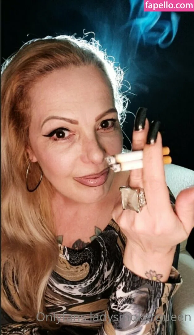lady.smoker.queen Nude Onlyfans Photo 10