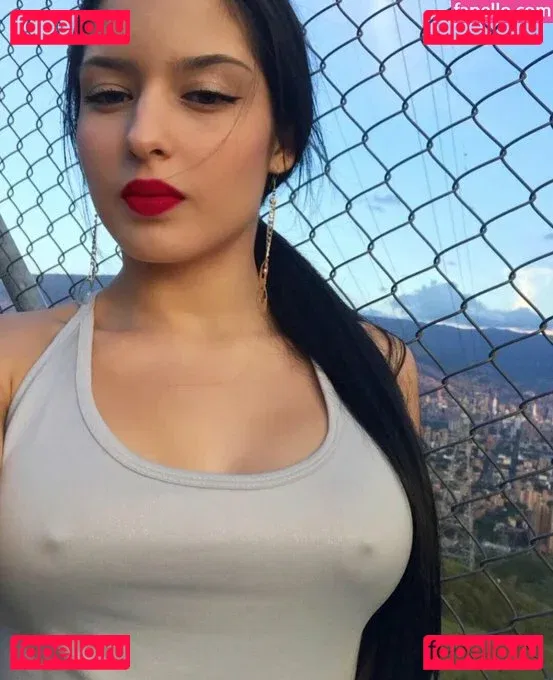 diebiene88_ Onlyfans Photo Gallery 