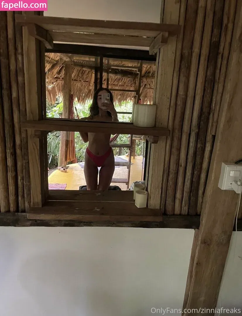 zinniafreaks Onlyfans Photo Gallery 