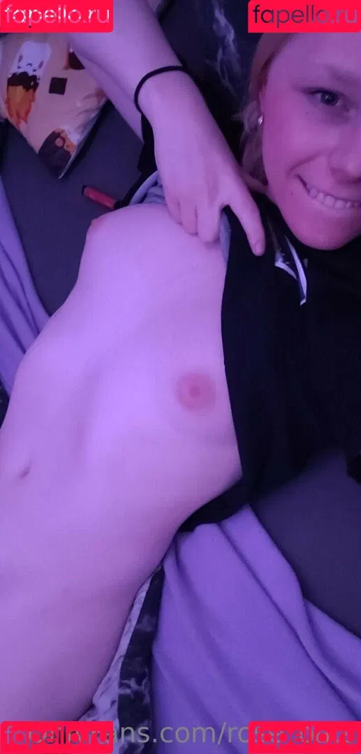 Rose Oats Onlyfans Photo Gallery 