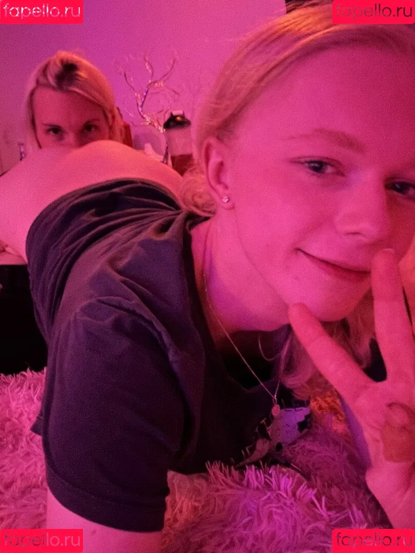Rose Oats Onlyfans Photo Gallery 