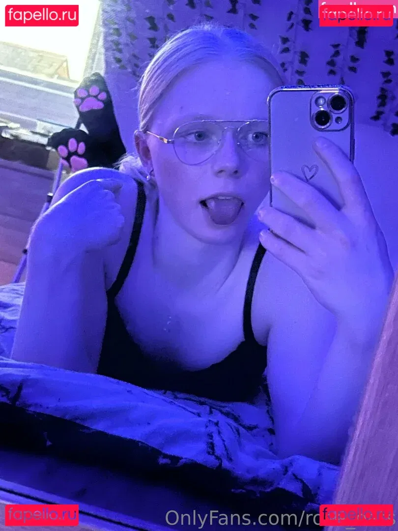 Rose Oats Onlyfans Photo Gallery 