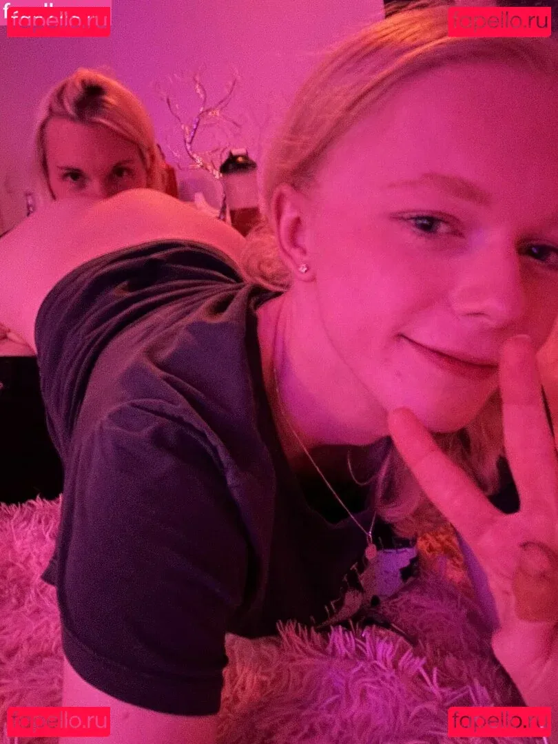 Rose Oats Onlyfans Photo Gallery 