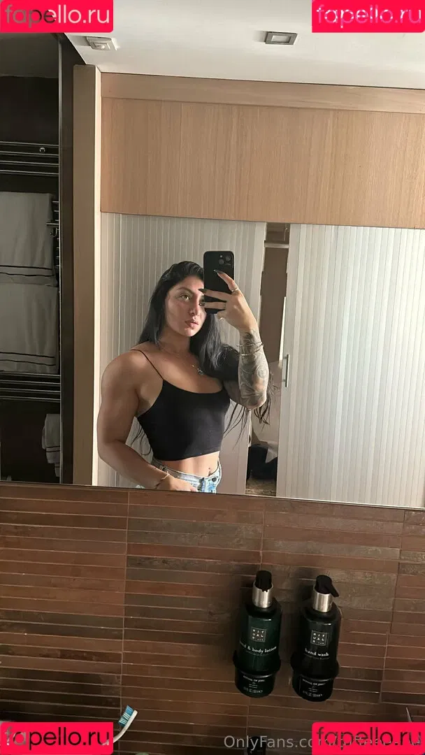 Nathalie Nichols Onlyfans Photo Gallery 
