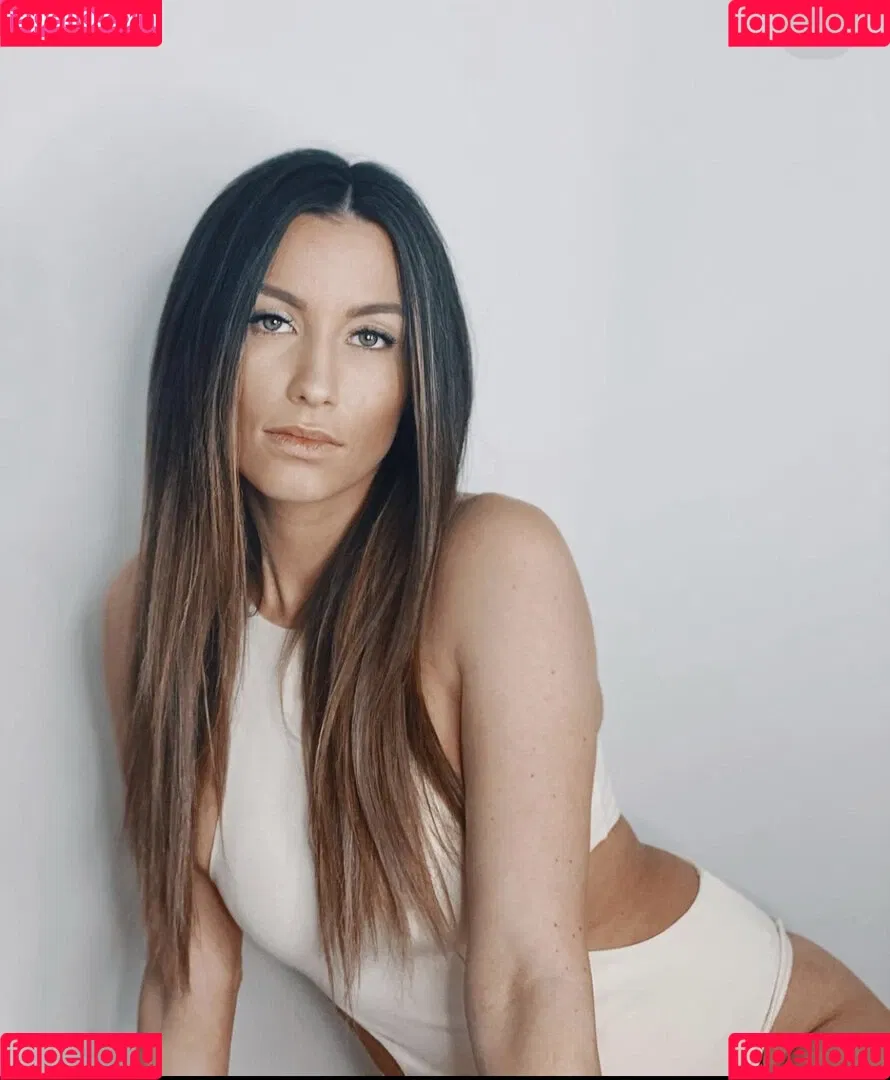 Anastasija Lukic Onlyfans Photo Gallery 