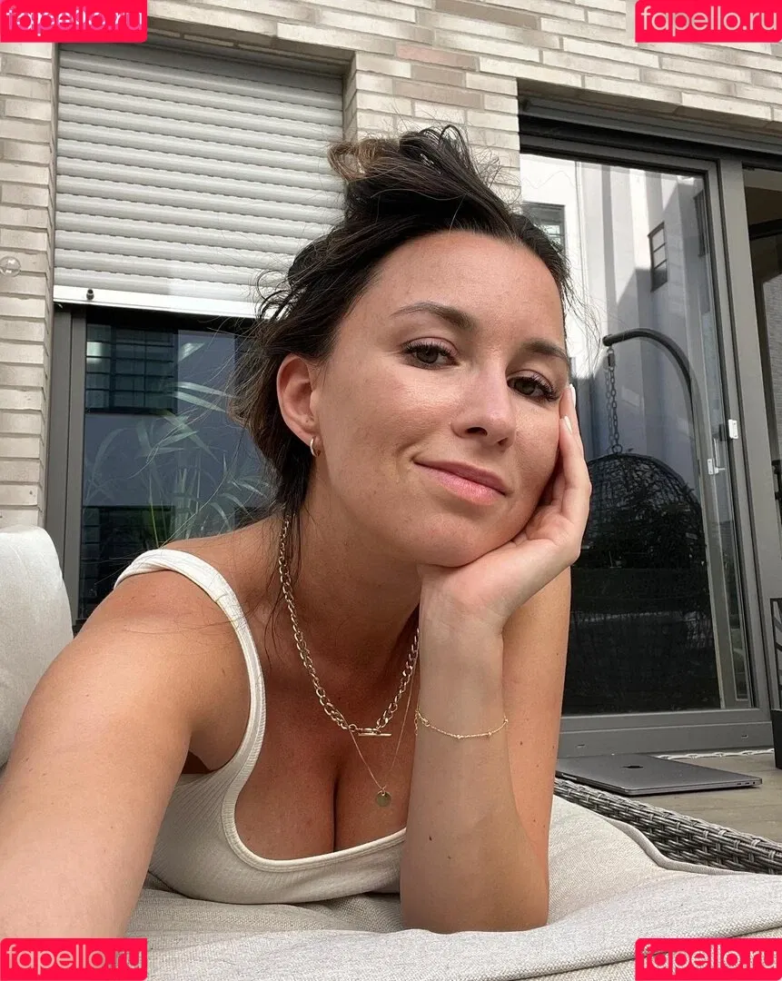 Anastasija Lukic Onlyfans Photo Gallery 