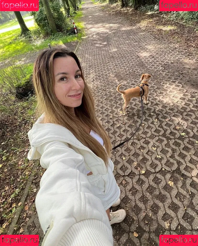 Anastasija Lukic Onlyfans Photo Gallery 