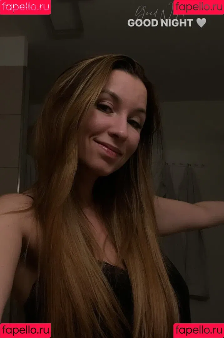 Anastasija Lukic Onlyfans Photo Gallery 