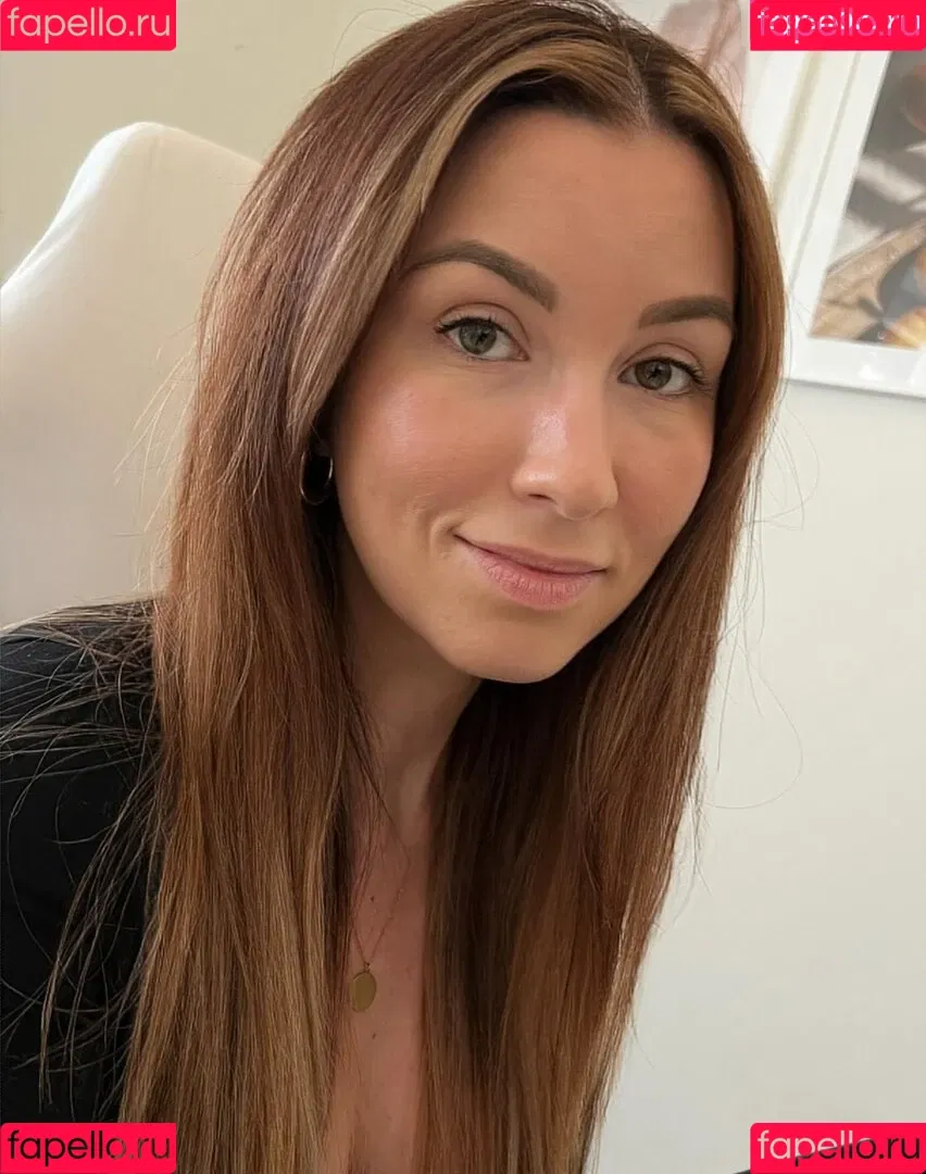 Anastasija Lukic Onlyfans Photo Gallery 