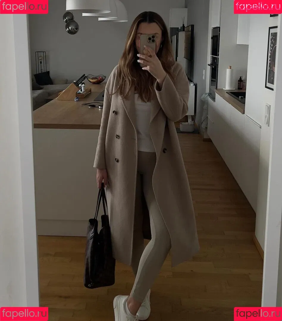 Anastasija Lukic Onlyfans Photo Gallery 