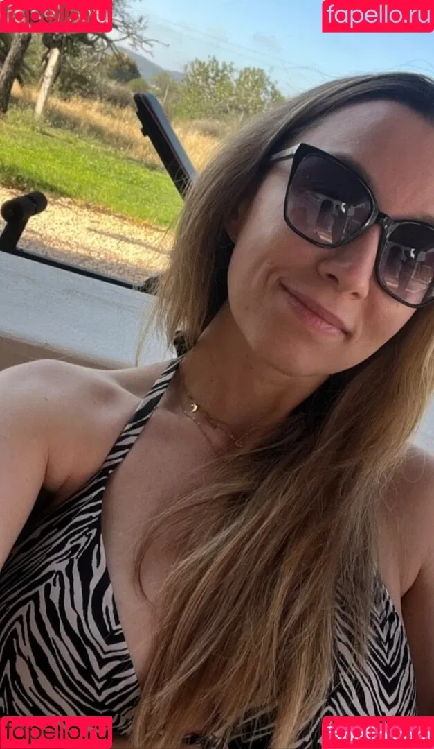 Anastasija Lukic Onlyfans Photo Gallery 