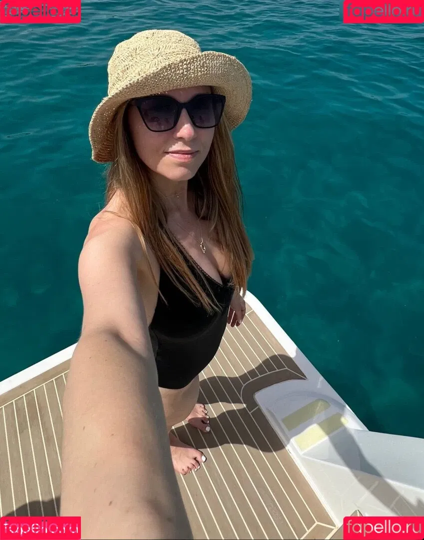Anastasija Lukic Onlyfans Photo Gallery 