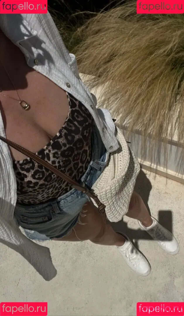 Anastasija Lukic Onlyfans Photo Gallery 