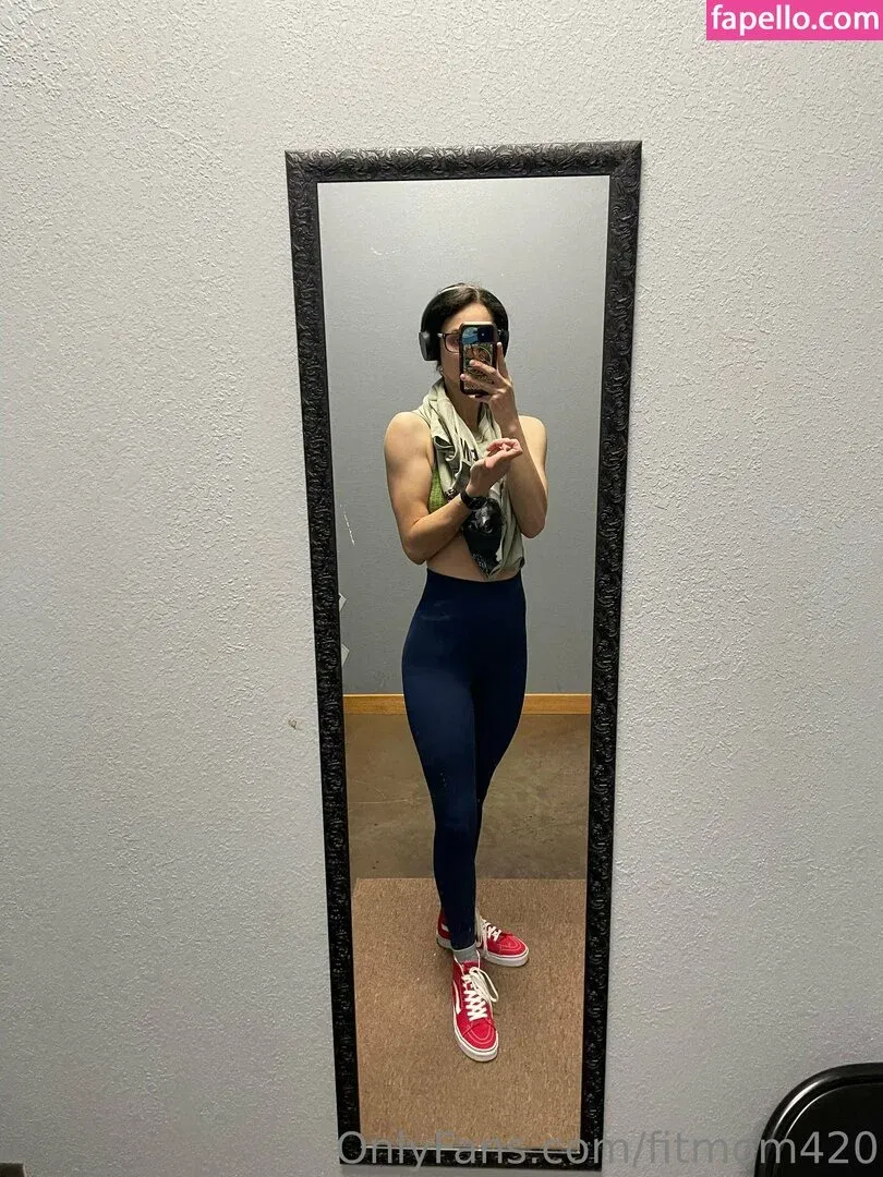 fitmom420 Onlyfans Photo Gallery 