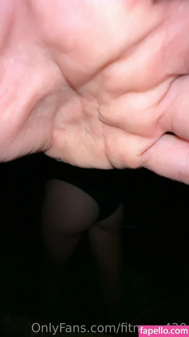 fitmom420 Onlyfans Photo Gallery 