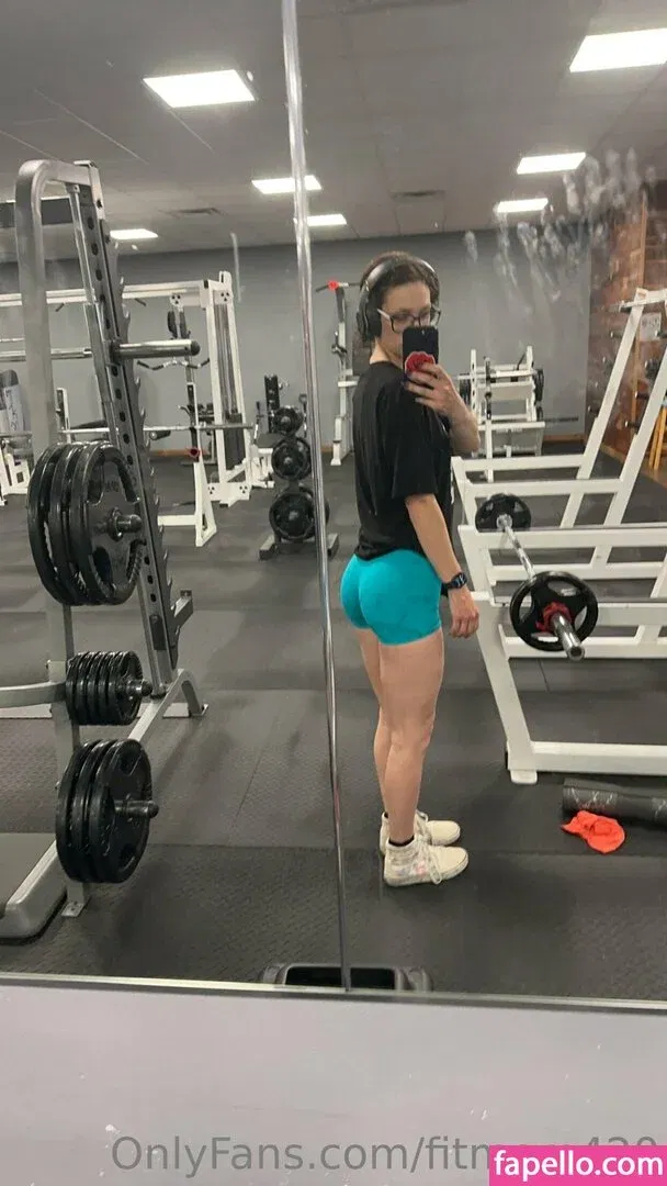 fitmom420 Onlyfans Photo Gallery 