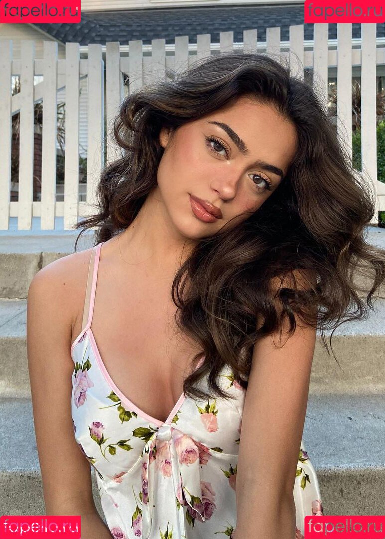 Nailea Devora Onlyfans Photo Gallery 