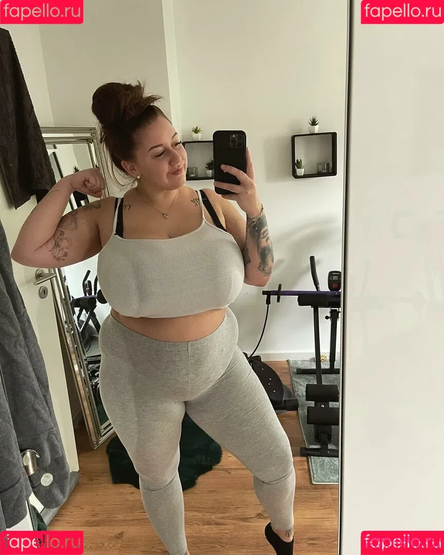 Geheimnis_xx Onlyfans Photo Gallery 