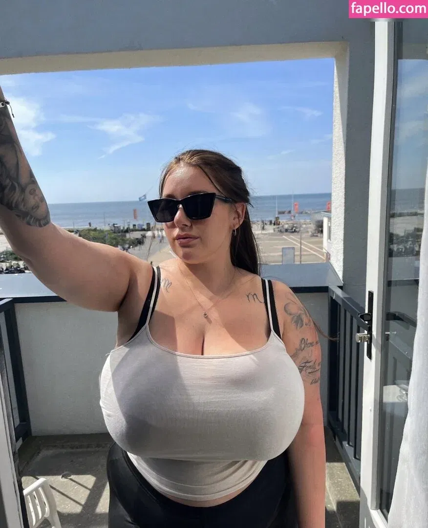 Geheimnis_xx Onlyfans Photo Gallery 