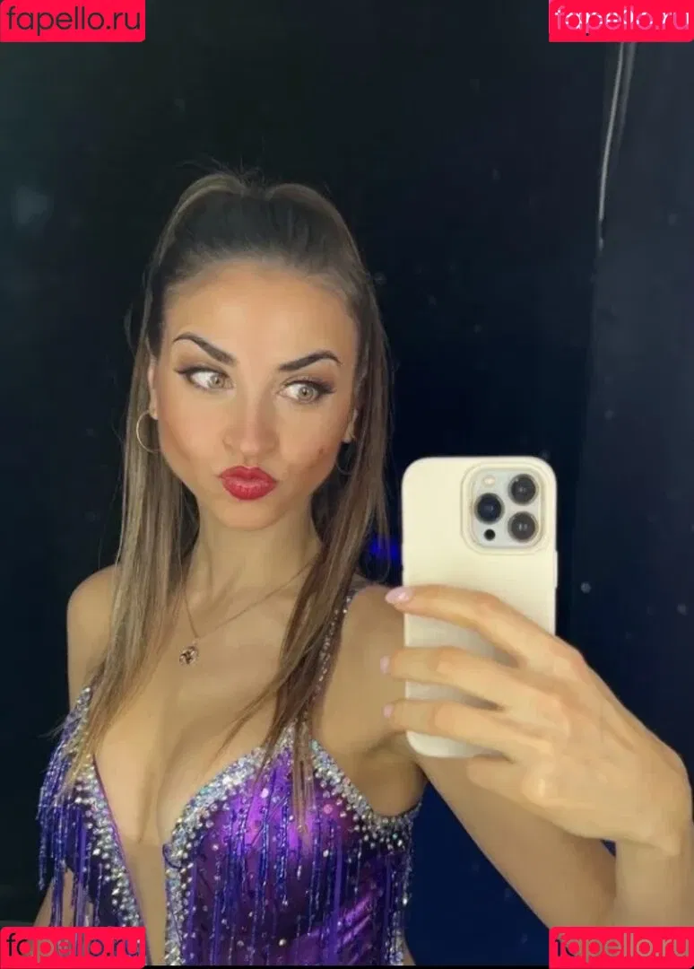 Ekaterina Leonova Onlyfans Photo Gallery 