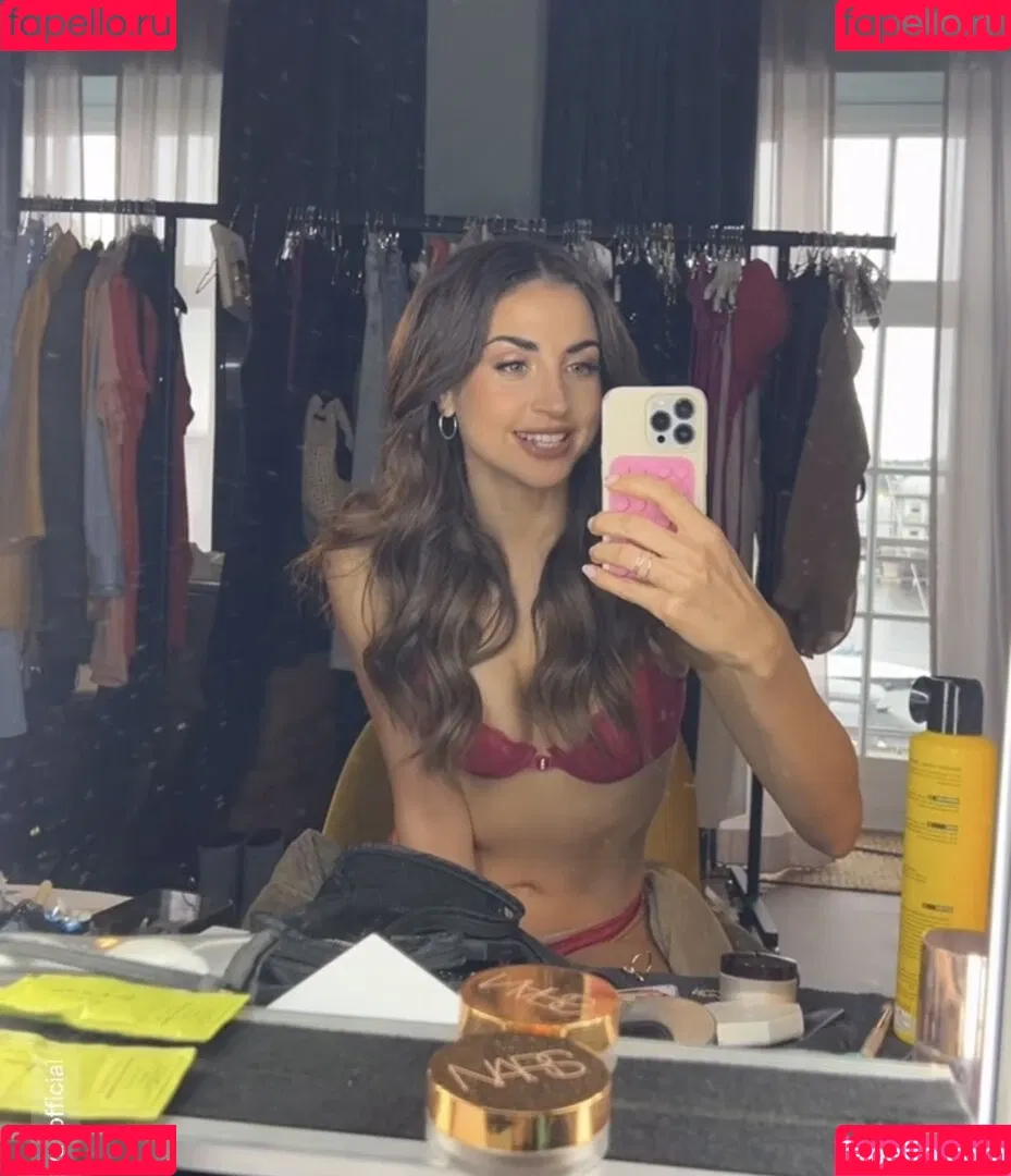 Ekaterina Leonova Onlyfans Photo Gallery 